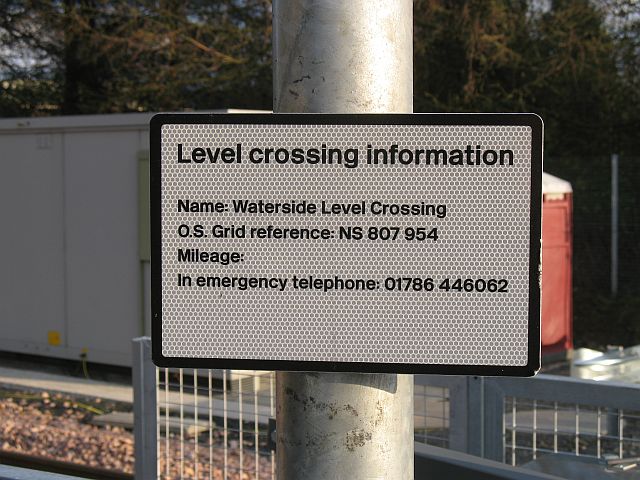 File Level Crossing Sign Waterside Geograph Org Uk 7704 Jpg Wikimedia Commons