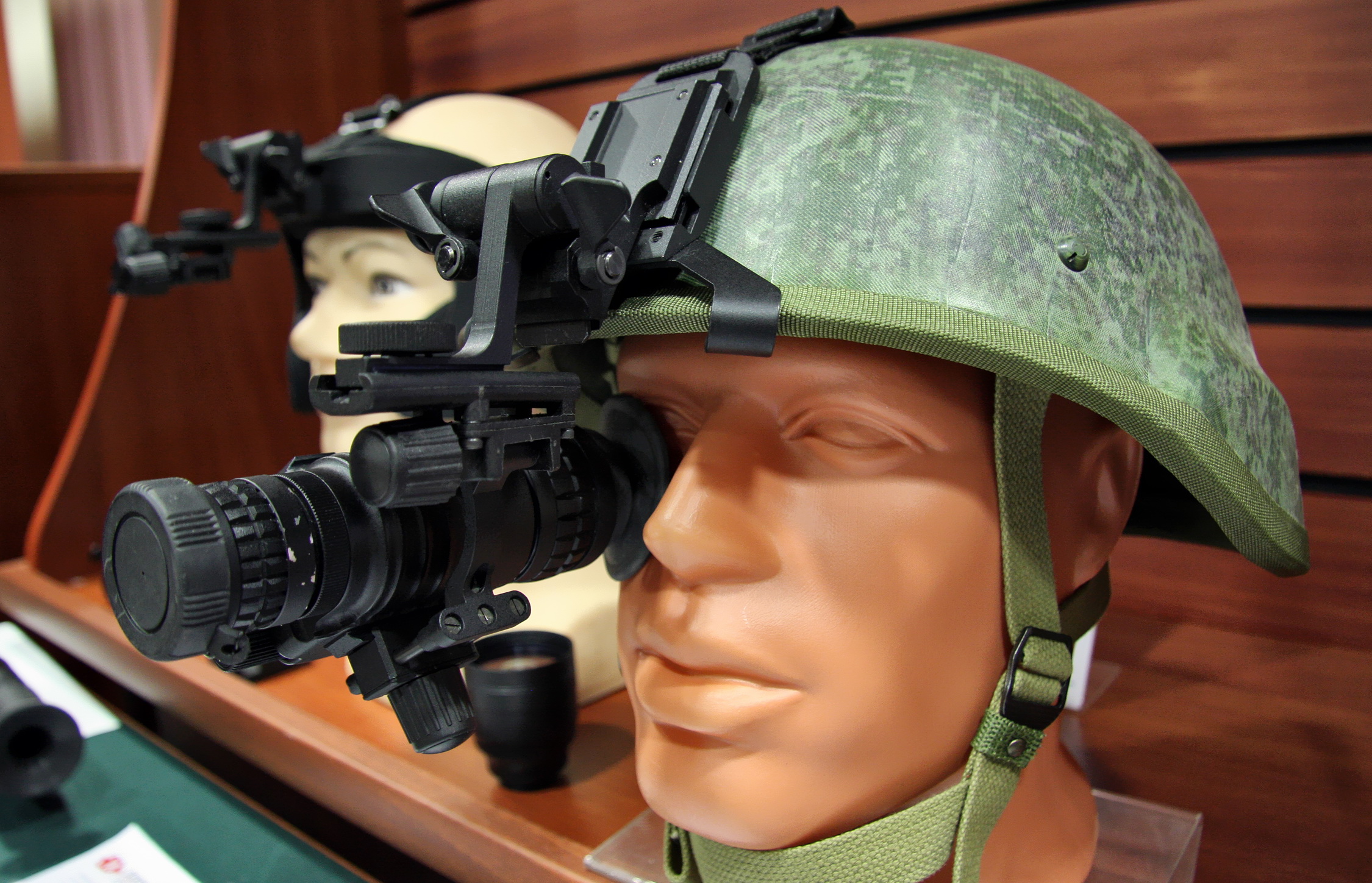 Lun' night vision monocular.jpg.