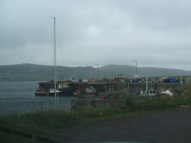 File:Pier at Aird Point - geograph.org.uk - 891675.jpg