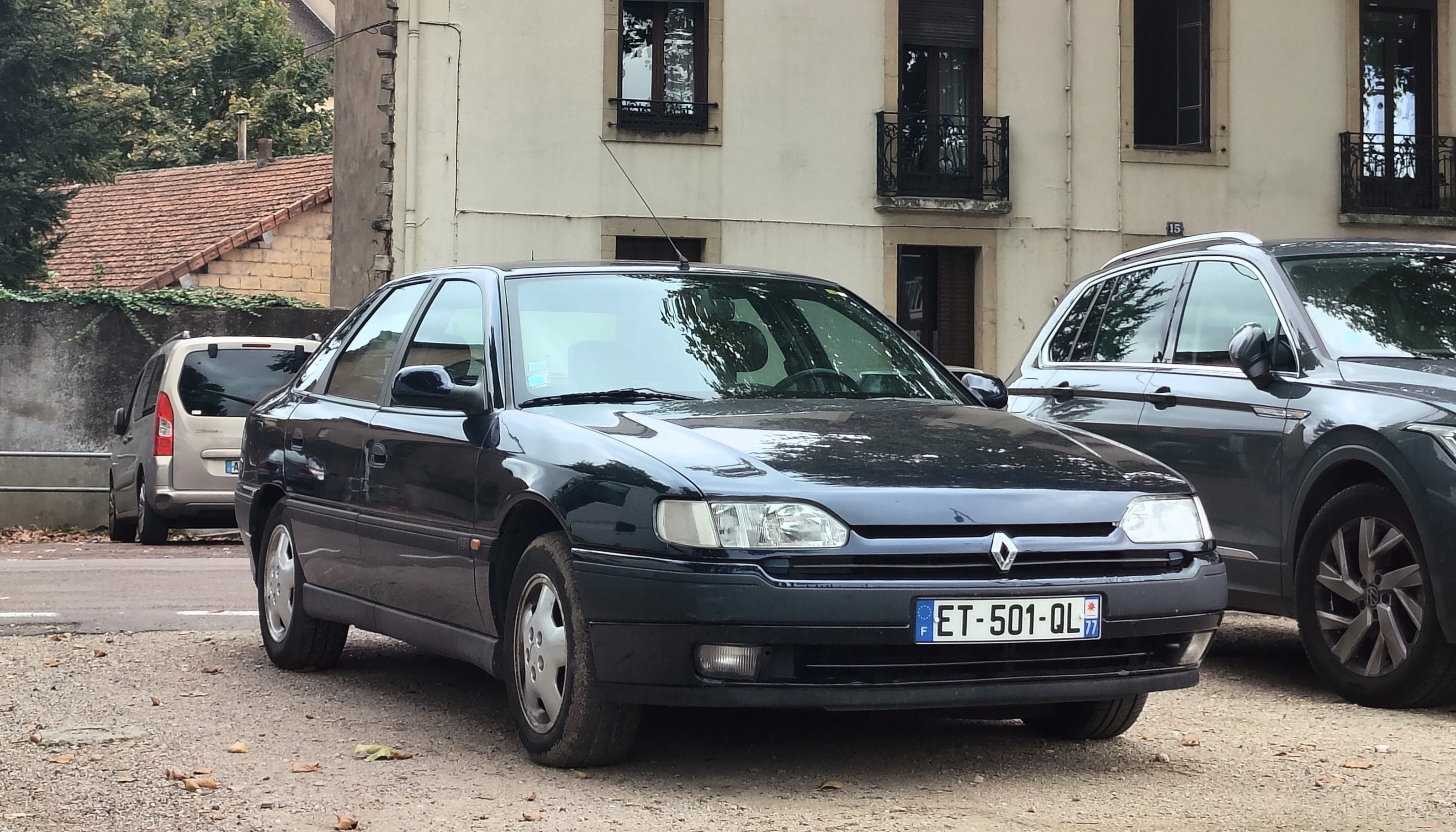 Autoradio d'origine RENAULT LAGUNA 3 PHASE 1 BREAK Diesel occasion