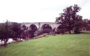 Stirling Old Bridge, waar vlakbij de houten brug lag waar William Wallace een belangrijke Schotse overwinning behaalde op de Engelsen