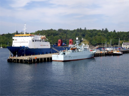 File:Stornoway Harbour - geograph.org.uk - 910396.jpg