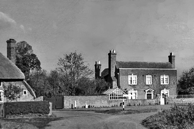 File:Twyning Church End - geograph.org.uk - 1702707.jpg