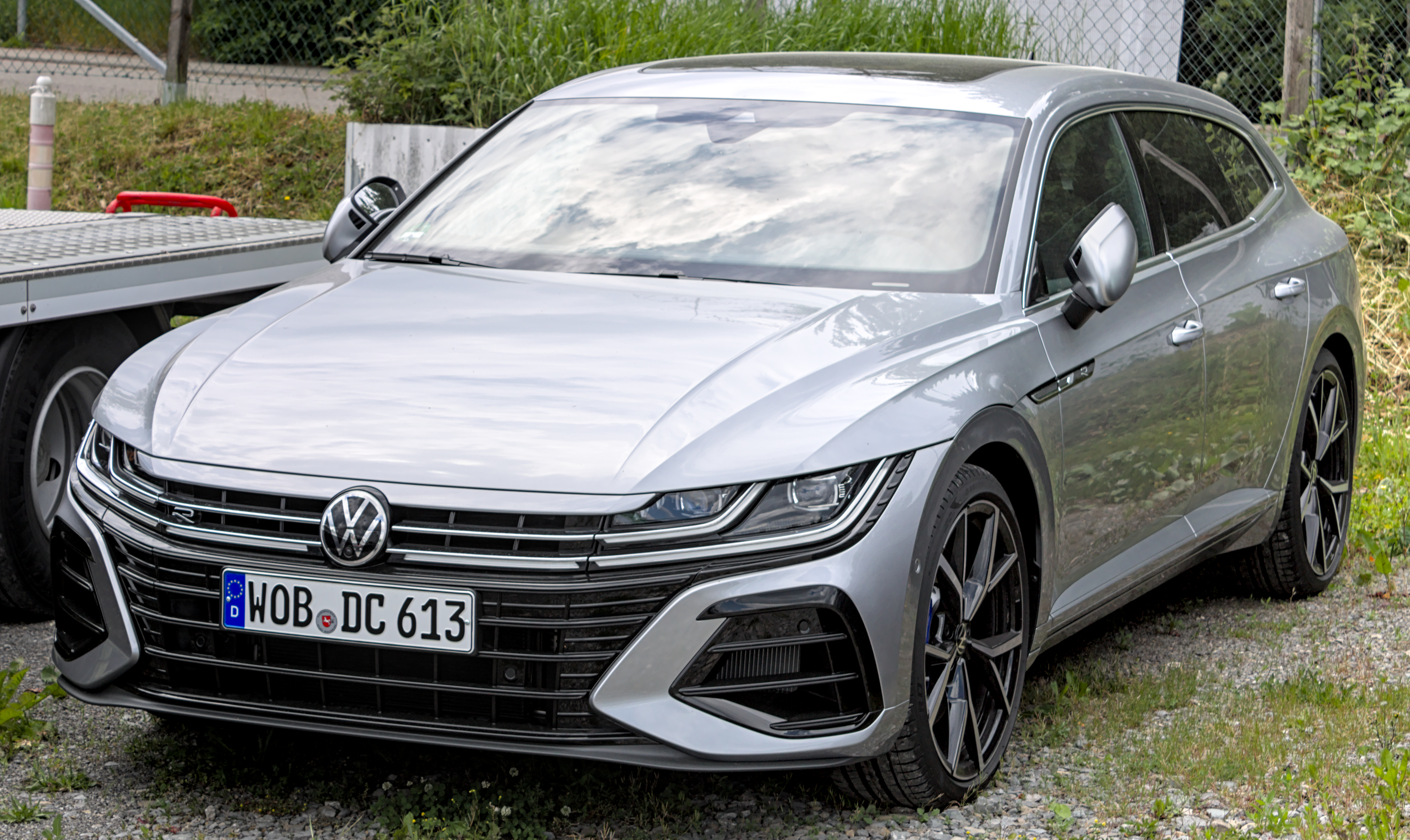 File:Volkswagen Arteon R Shooting Brake IMG 4444.jpg - Wikimedia