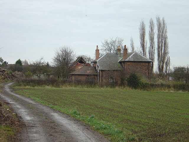 File:Wheatgrass Farm, Chilwell - geograph.org.uk - 622427.jpg