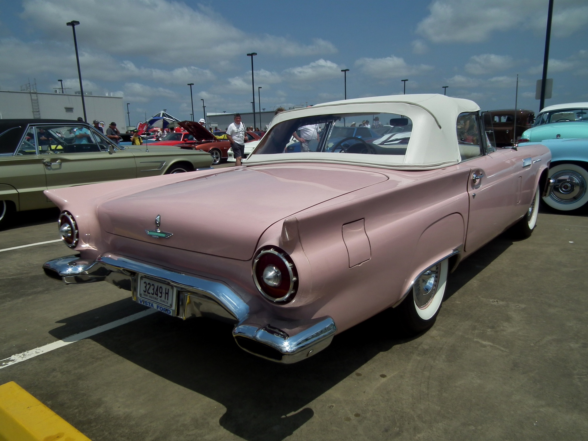 Ford Thunderbird 2015