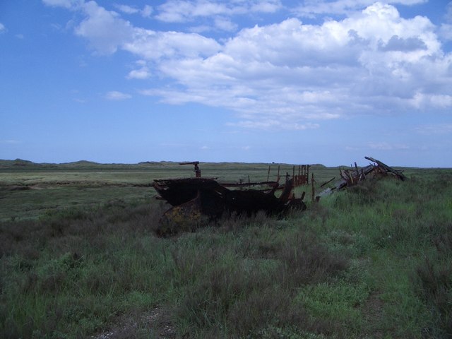 File:A Rusty Shipwreck on the Long Hills at Blakeney Point - geograph.org.uk - 480581.jpg