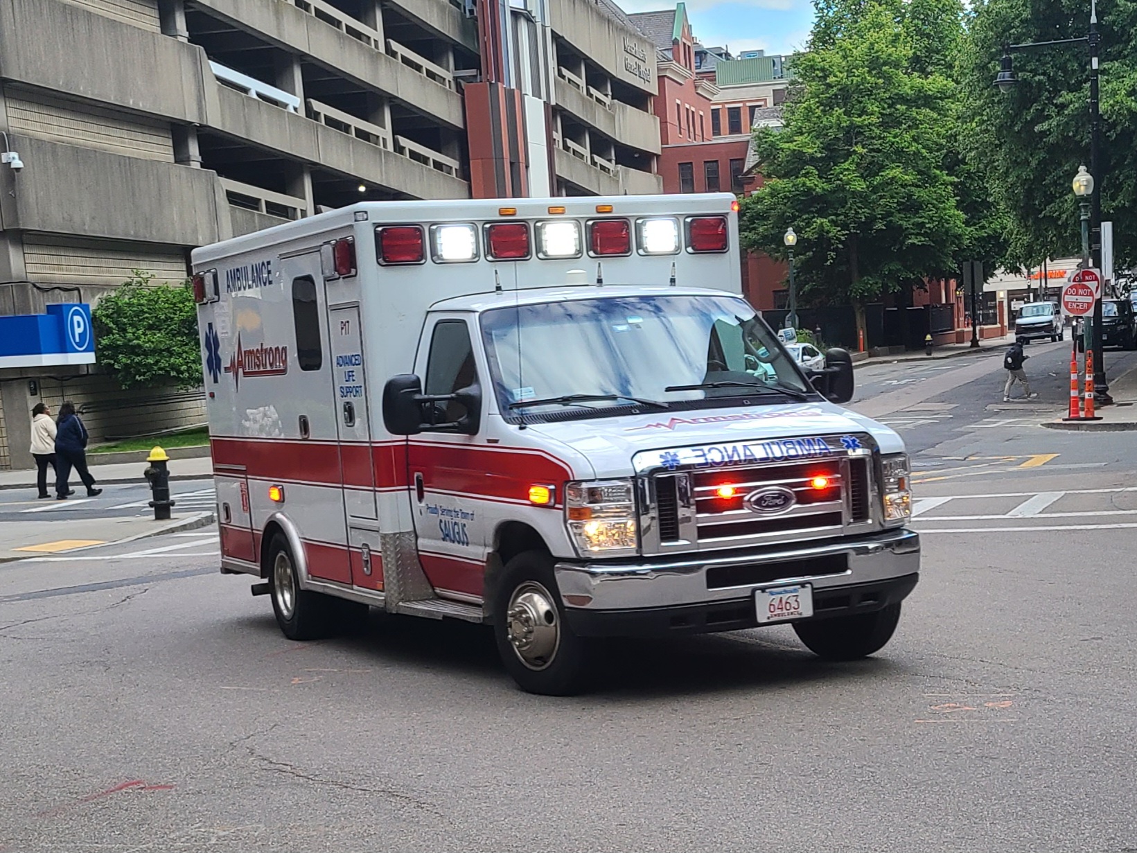 Ambulance - Wikipedia