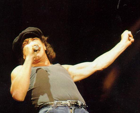 Brian Johnson en [[París