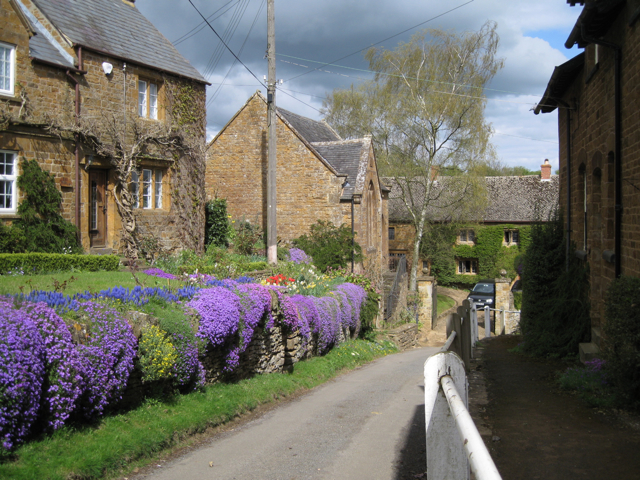 Chapel Lane, upper end - geograph.org.uk - 1831837