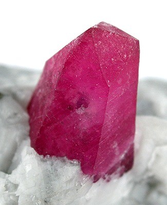 File:Corundum-215478.jpg