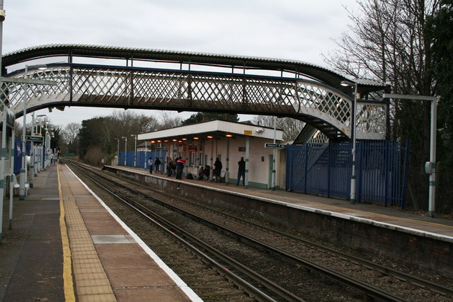 File:Ewell East station - geograph.org.uk - 647687.jpg