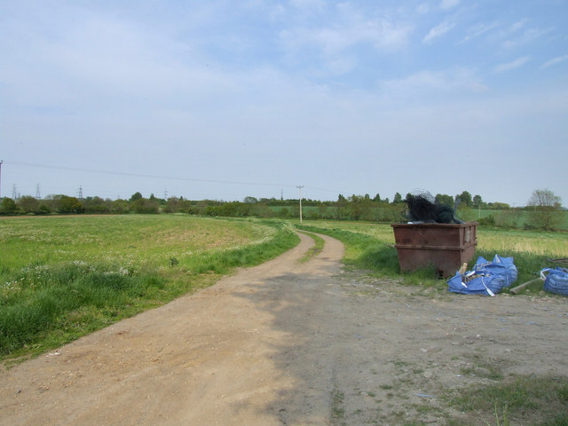 File:Farm track. - geograph.org.uk - 171160.jpg