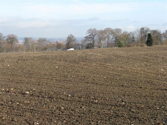 File:Farmland at Bankhead - geograph.org.uk - 1191726.jpg