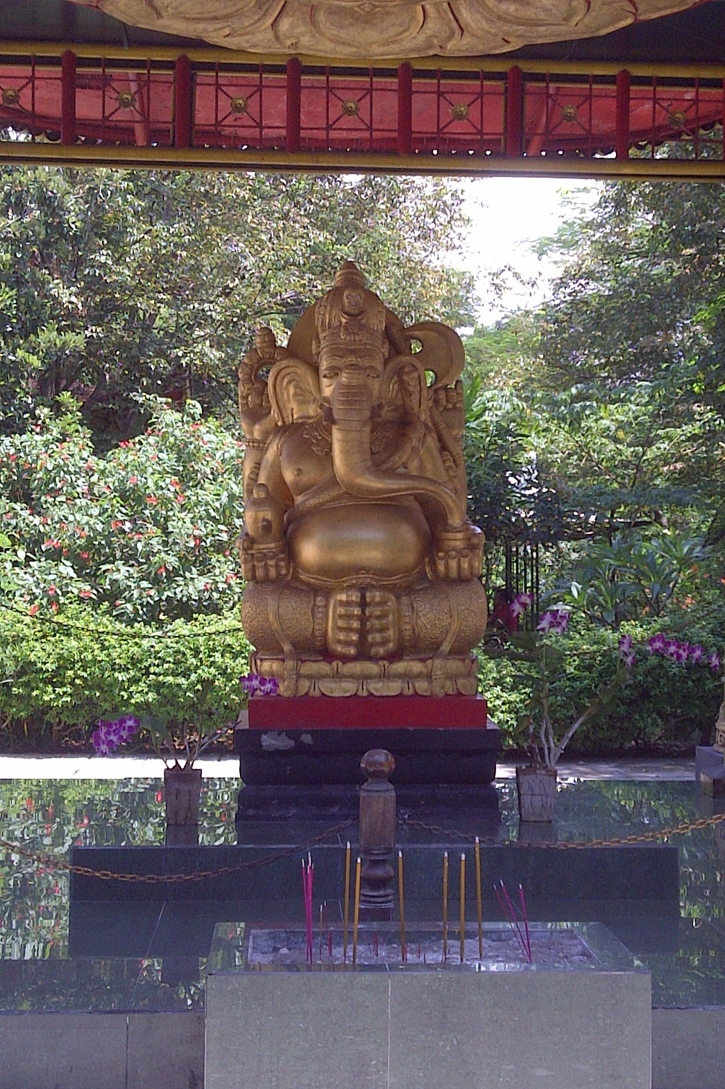 File Ganesha  statue at Sanggar Agung Temple Surabaya 