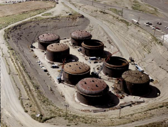 File:Hanford storage tanks.png