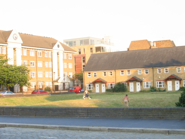 File:King Edward III mansion house site - geograph.org.uk - 197066.jpg