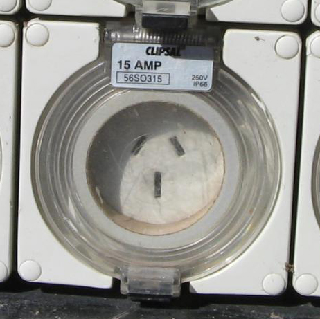 File:Mains-AU-15A-outdoor-socket.jpg