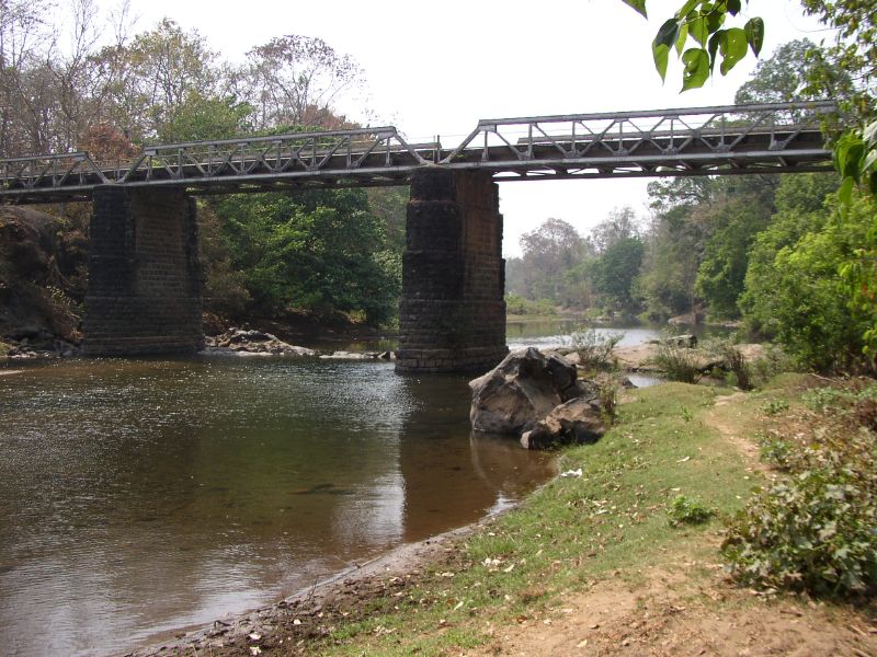 File:Nedungayam Bridge Nilambur.jpg