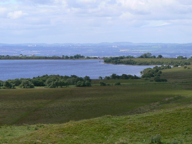 File:Roughrigg Reservoir - geograph.org.uk - 202264.jpg