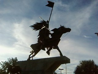 San-martin statue-equestre.jpg