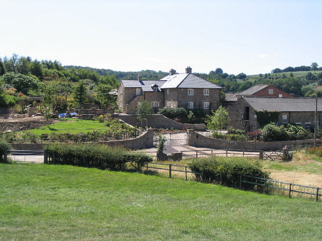 File:Soughton Farm - geograph.org.uk - 202708.jpg