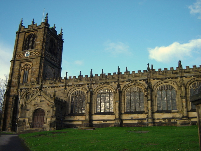 File:St Mary's Church, Mold.jpg