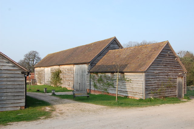 File:The Great Barn, Hellens - geograph.org.uk - 1217268.jpg