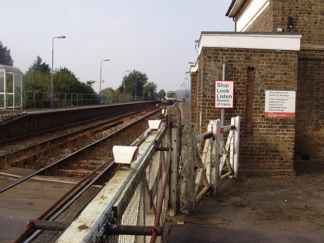 File:Train passing - geograph.org.uk - 261582.jpg