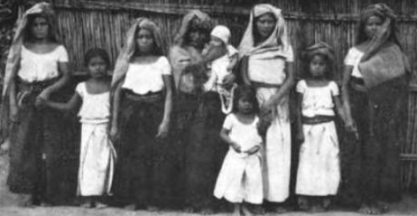 File:Zapotec women and children Mexican Indian Mongoloid.png