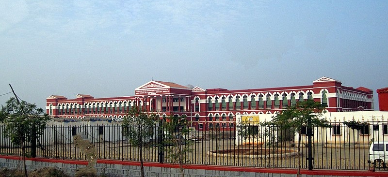 File:©India.Karnataka.Gulbarga.High Court bench Gulbarga.JPG