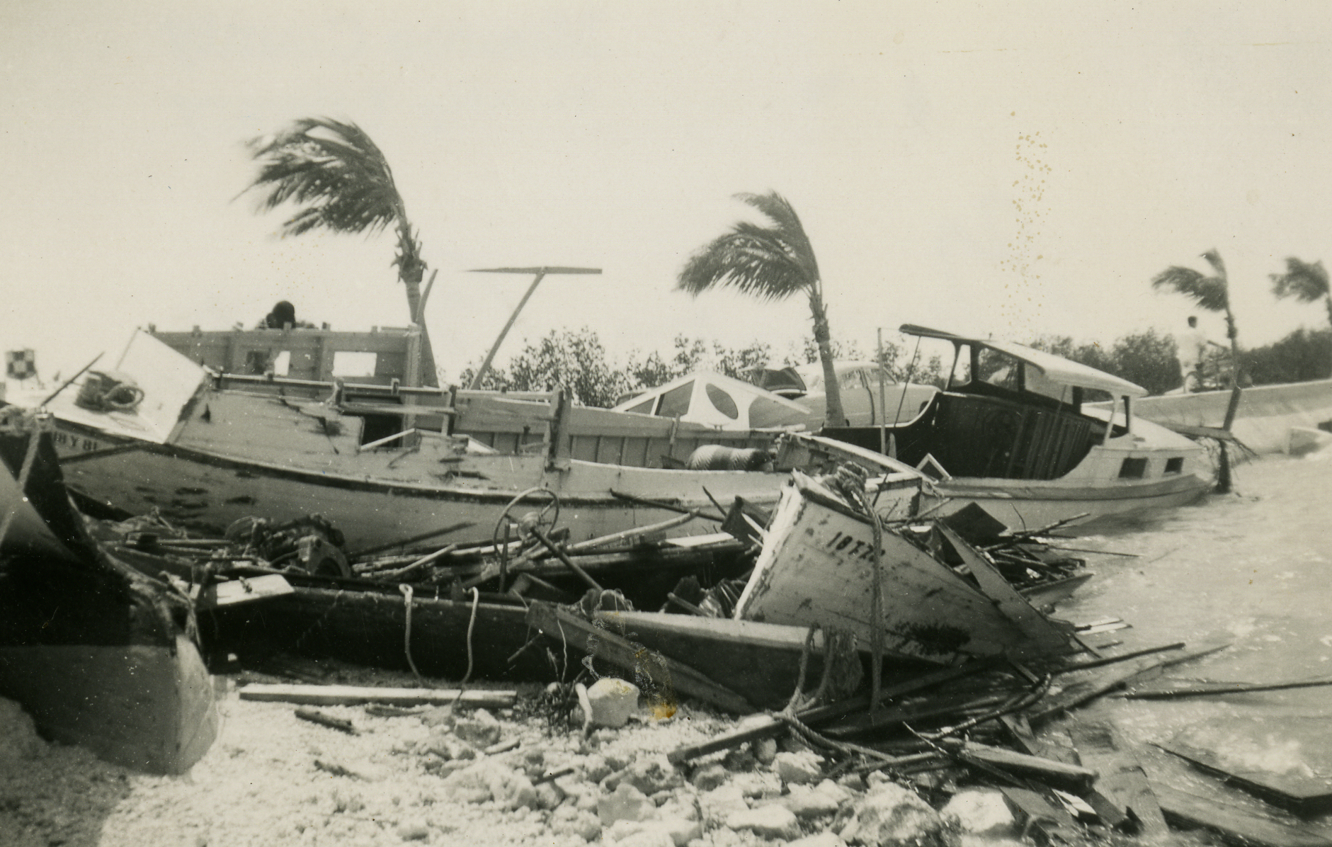 Hurricane s. Угон АН 2 1964 года. Острова Гилберта. Sobekk's Hurricane l2.