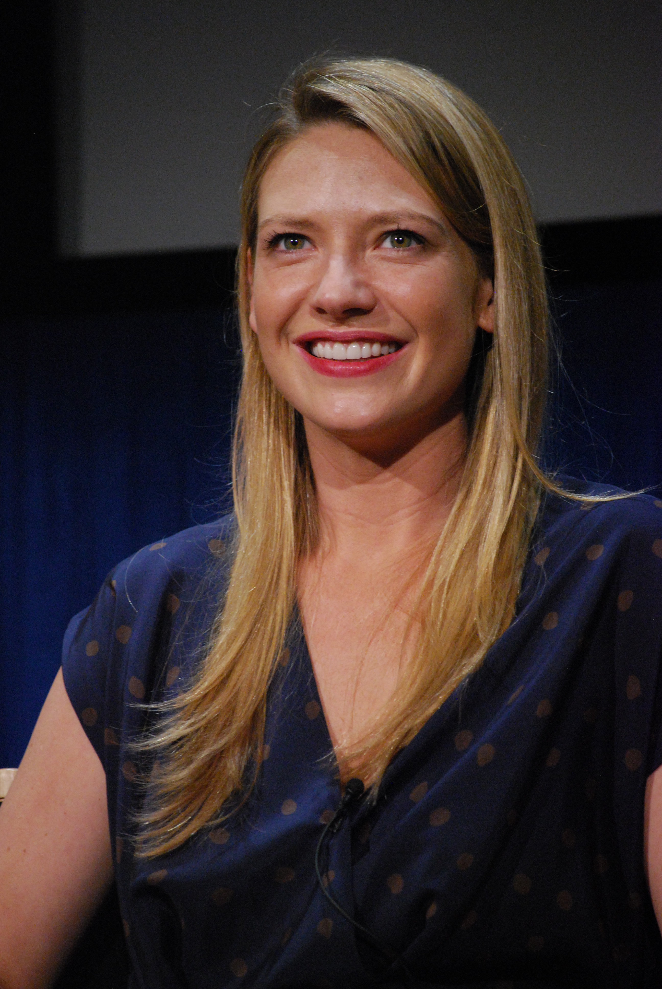 anna torv