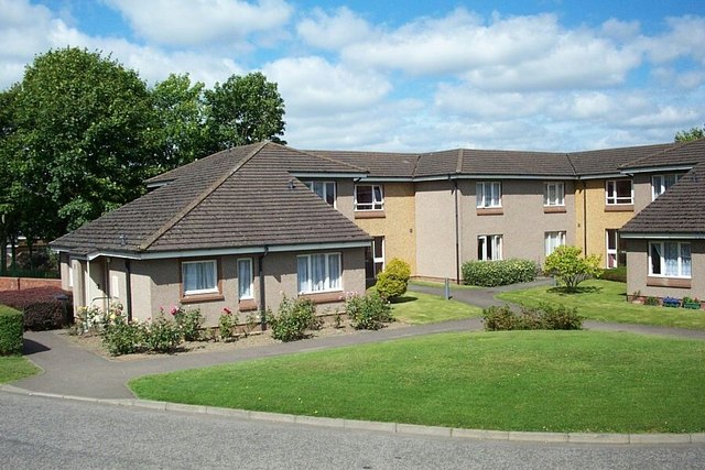 File:Beild Sheltered Housing, Downfield, Dundee - geograph.org.uk - 370606.jpg