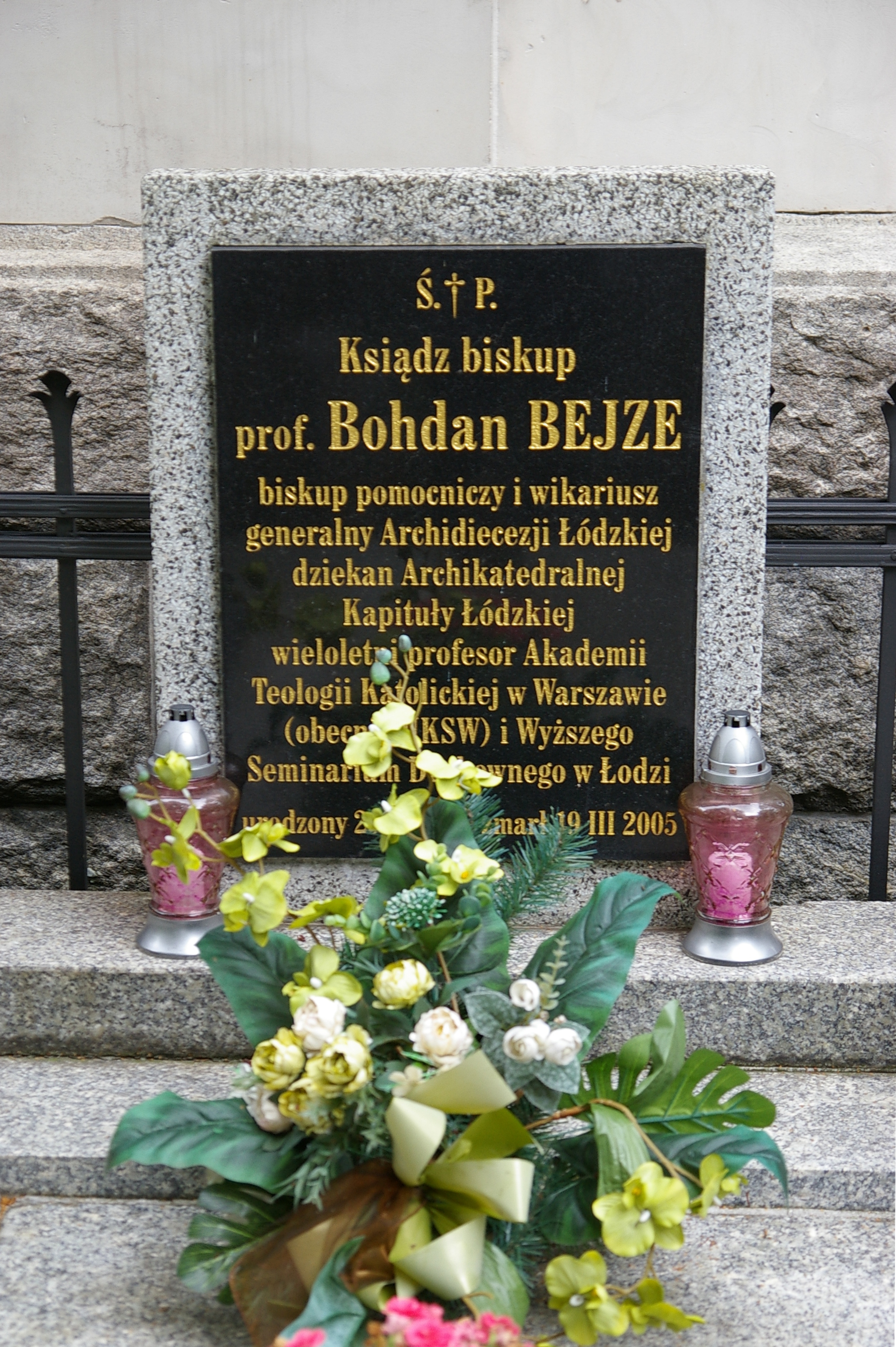 Grabstein von Bohdan Bejze (August 2020)