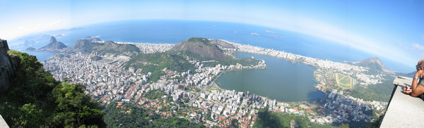 File:Brasil.RioDeJaneiro.LeblonUndIpanemaVomCorcovado.jpg