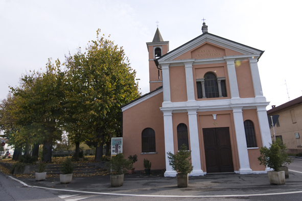 File:Chiesa della Madonnina (Palazzolo Vercellese).JPG