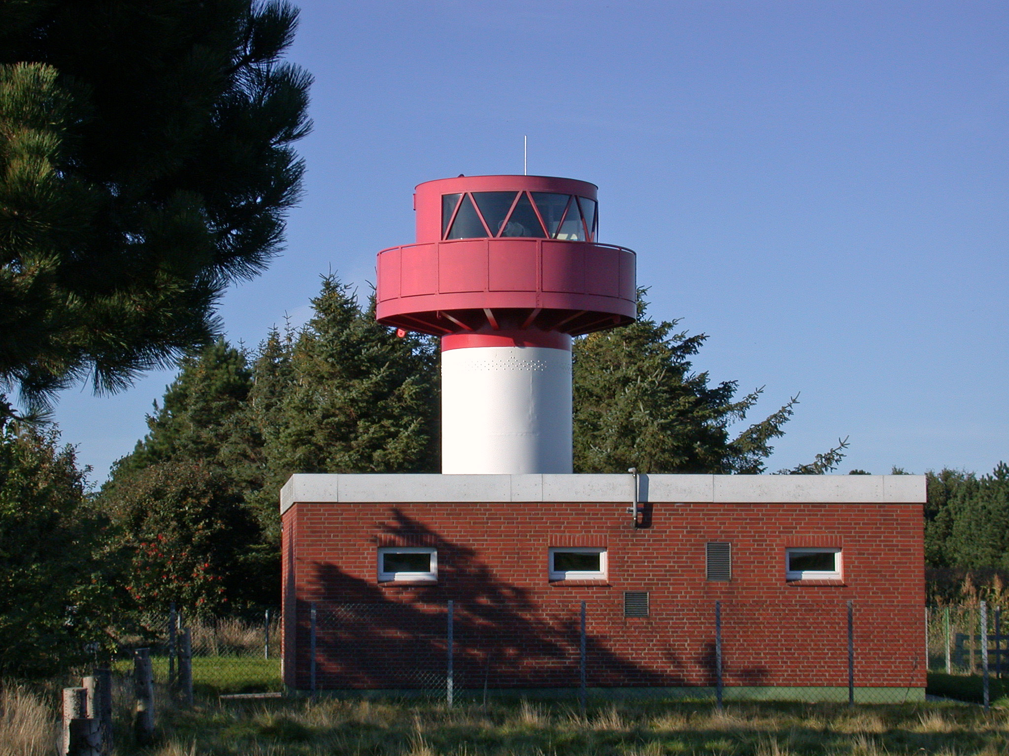 Der Leuchtturm Nieblum im Bundesland Schleswig-Holstein in der Region Nordsee/Deutsche Bucht in der Übersicht aller Leuchttürme in Deutschland bei Natura Event.