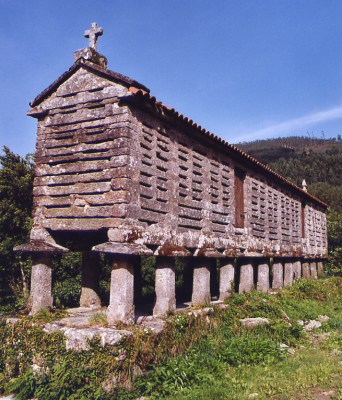 File:Galice horreo.jpg