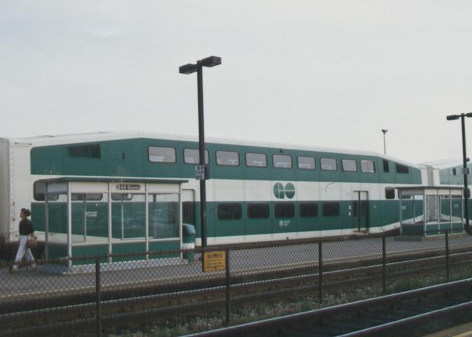 File:Go Train 046.jpg