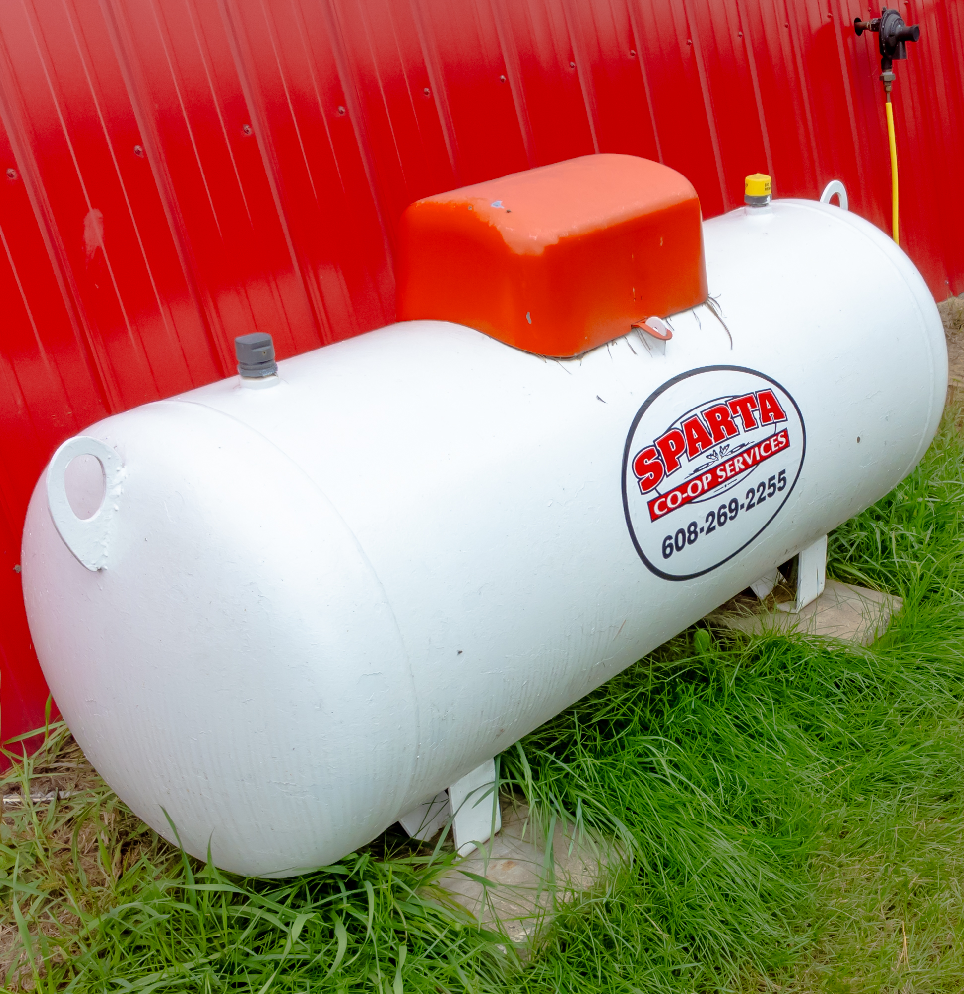 File:Liquefied petroleum gas tank.jpg - Wikipedia