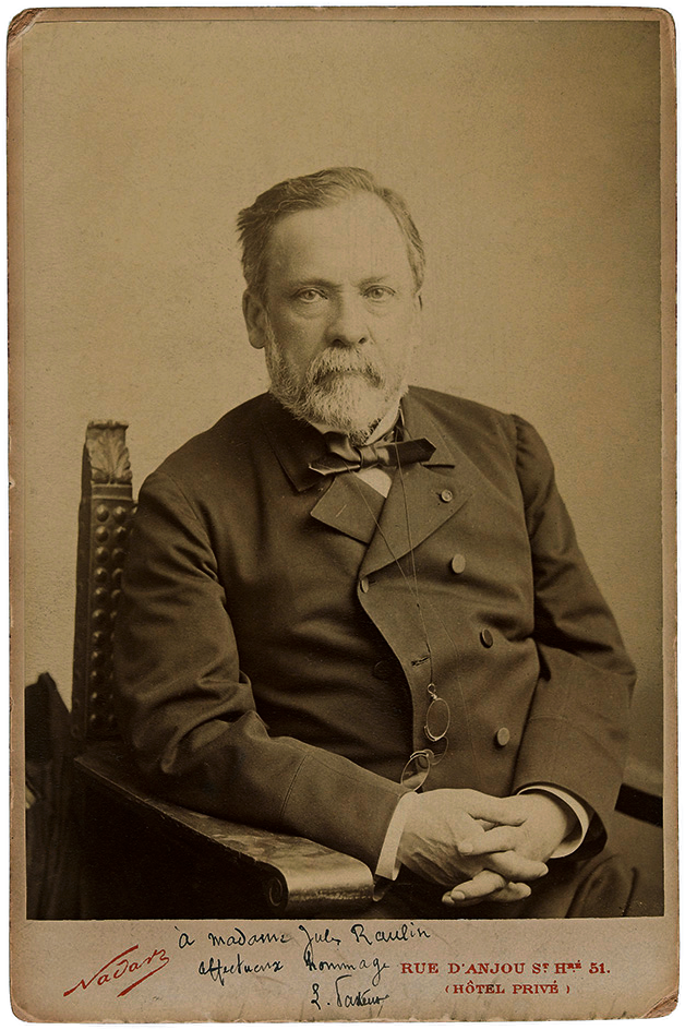 File:Louis Pasteur by Nadar, 1886.png - Wikimedia Commons.
