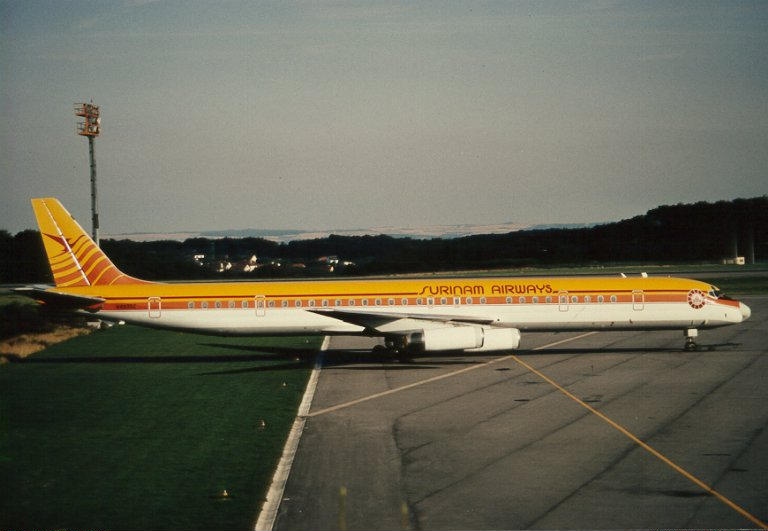 File:McDonnell Douglas DC-8-63, Surinam Airways AN0017341.jpg