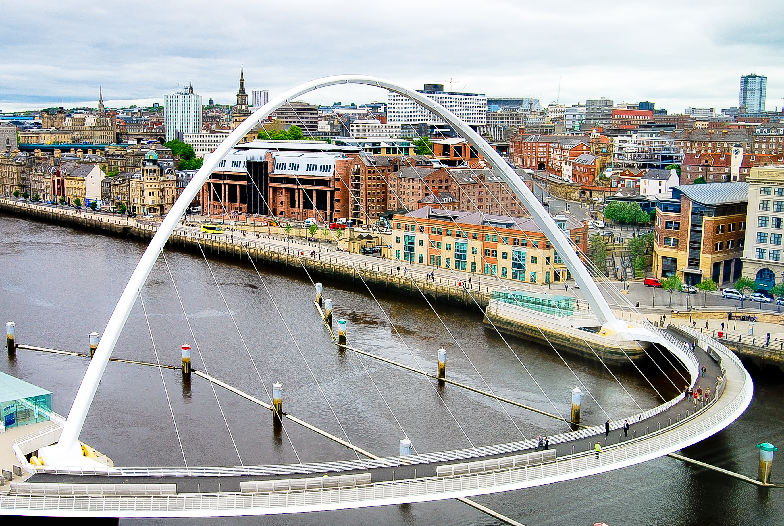 Millennium Bridge Newcastle.jpg