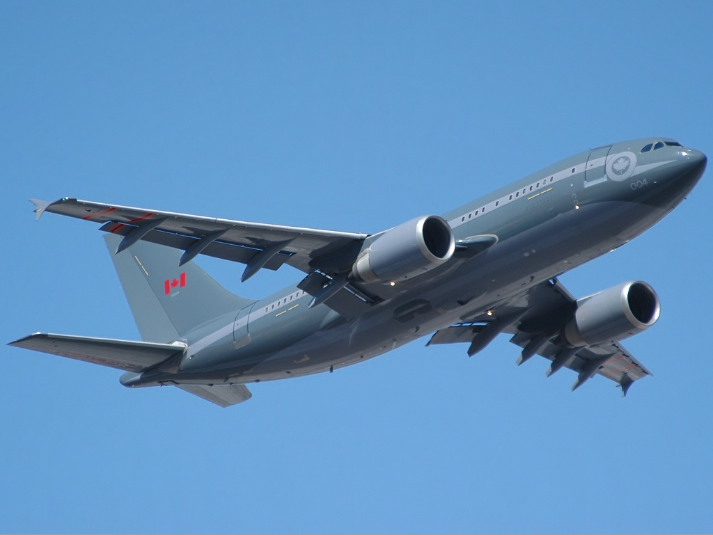 canadian air force planes