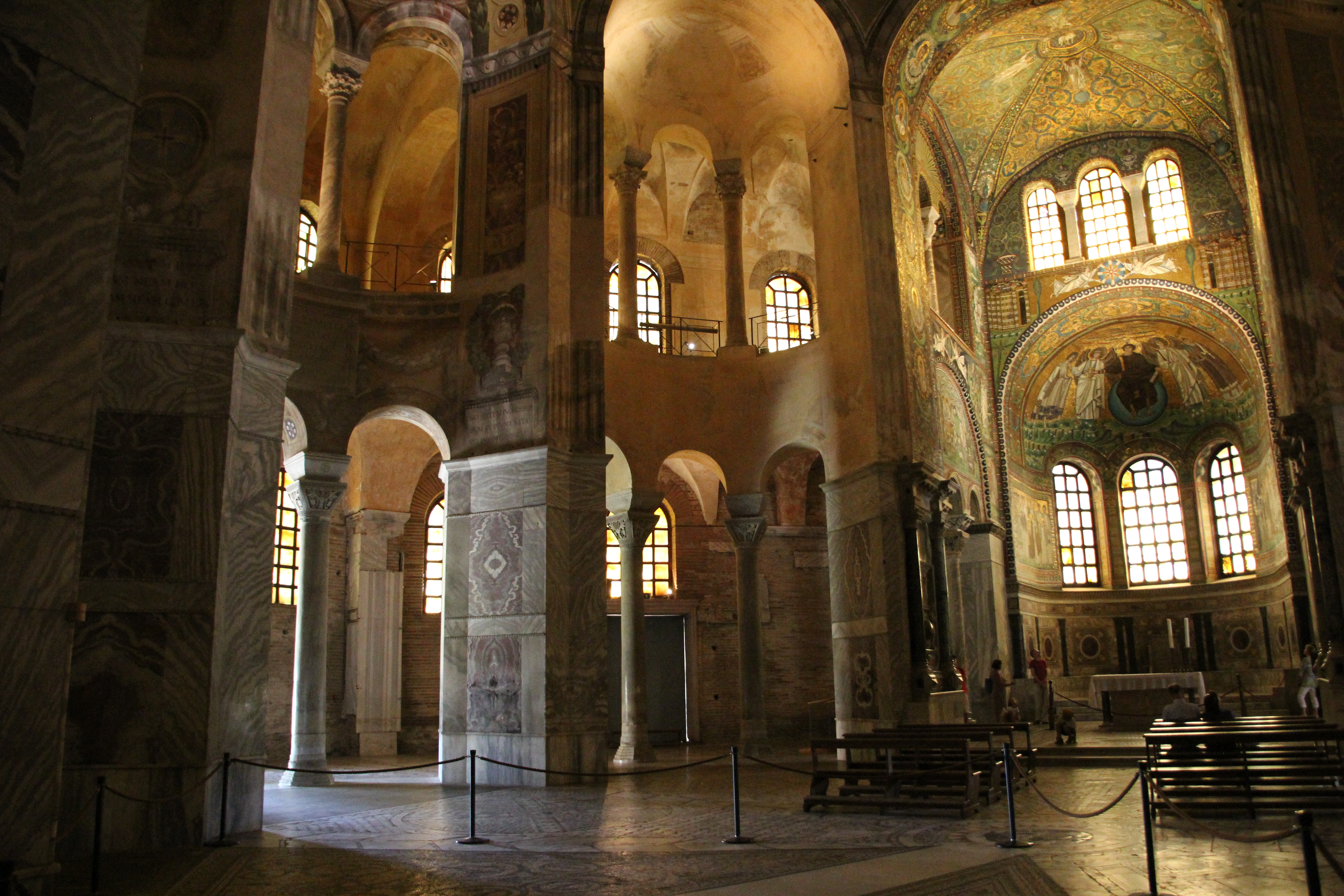 File Ravenna Basilica Di San Vitale 024 Jpg Wikimedia