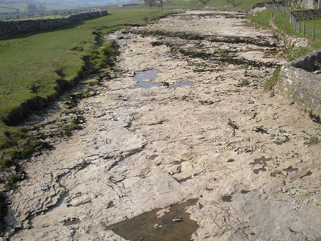 File:River Skirfare - geograph.org.uk - 380781.jpg