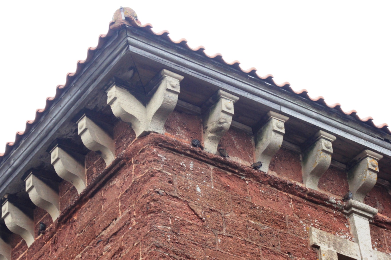 File Starcross Engine House Corbels Jpg Wikimedia Commons