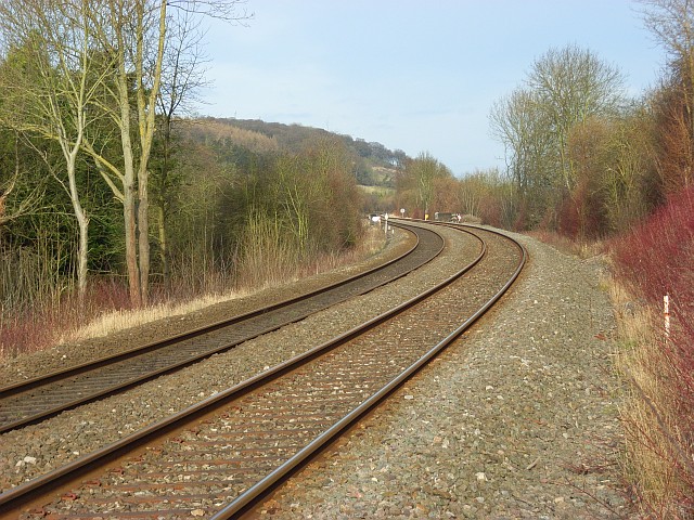 File:The railway, West Wycombe - geograph.org.uk - 686680.jpg