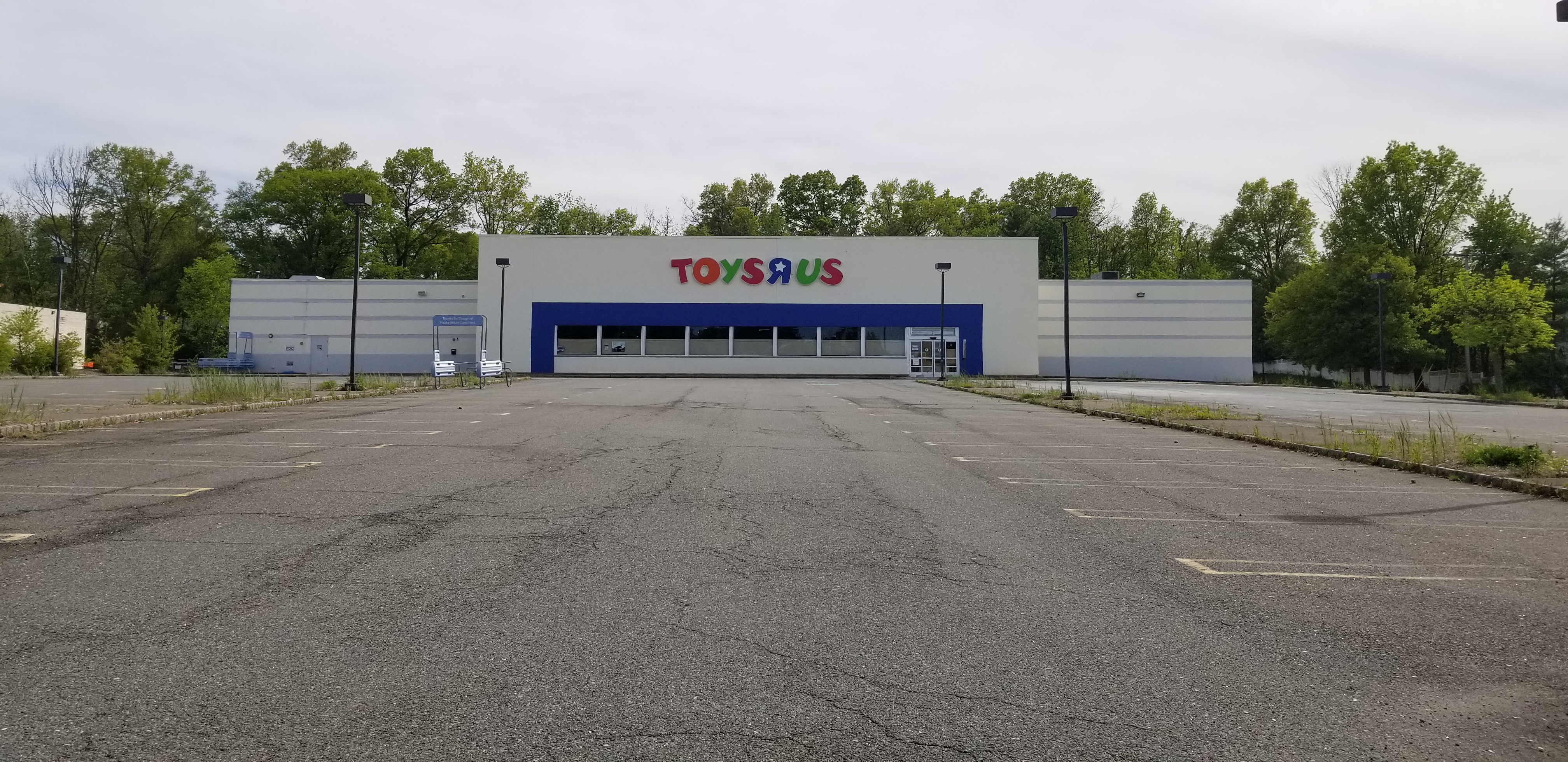 File Toys R Us Livingston Nj Jpg Wikimedia Commons